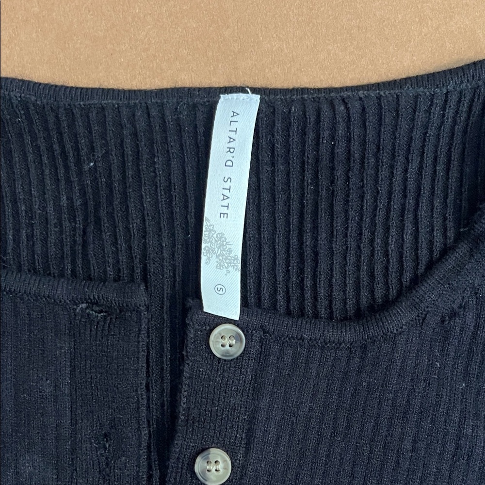 Altar'd State Black Ribbed Button Front Crop Top - Picture 2 of 2